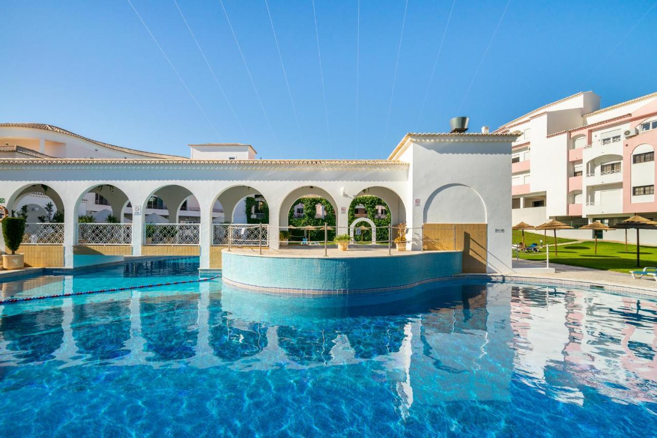 Praia Da Rocha, Vila Rosa, T1, Piscinas, Parqueamento E Internet By Ig Portimão Kültér fotó