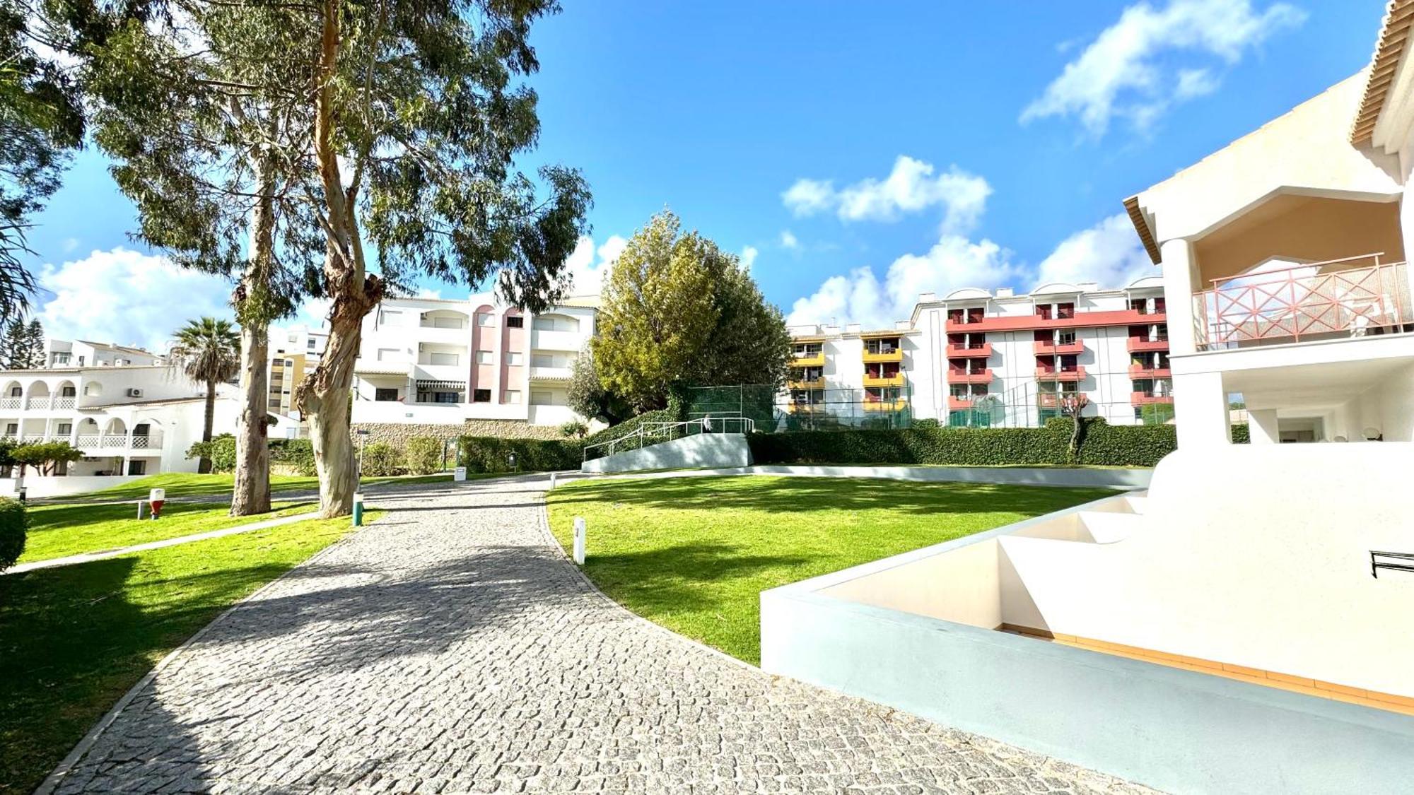 Praia Da Rocha, Vila Rosa, T1, Piscinas, Parqueamento E Internet By Ig Portimão Kültér fotó